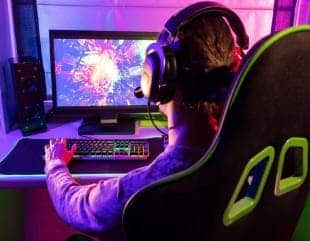 esports-games-w500-man esports games w500 man
